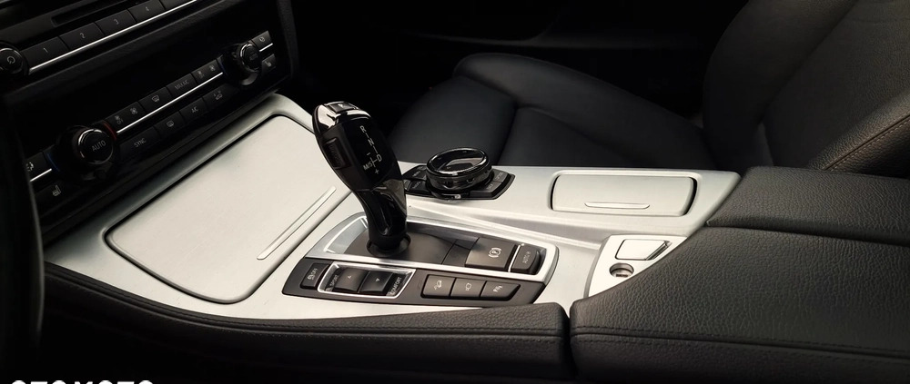 BMW Seria 5 cena 69900 przebieg: 338000, rok produkcji 2016 z Kielce małe 742